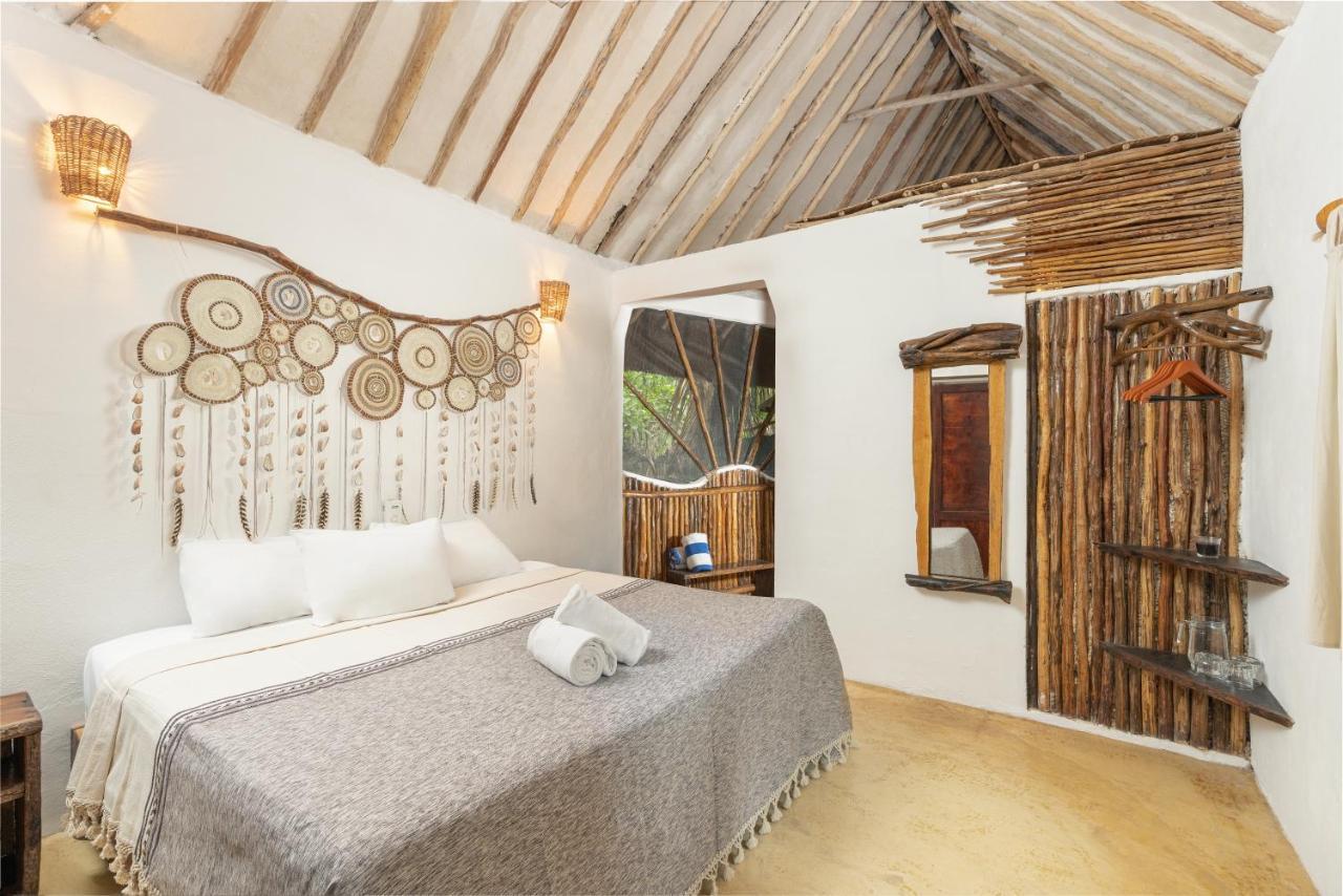 Yaxchen Tulum Cabanas & Cenote Bagian luar foto