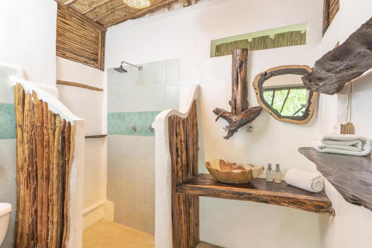 Yaxchen Tulum Cabanas & Cenote Bagian luar foto