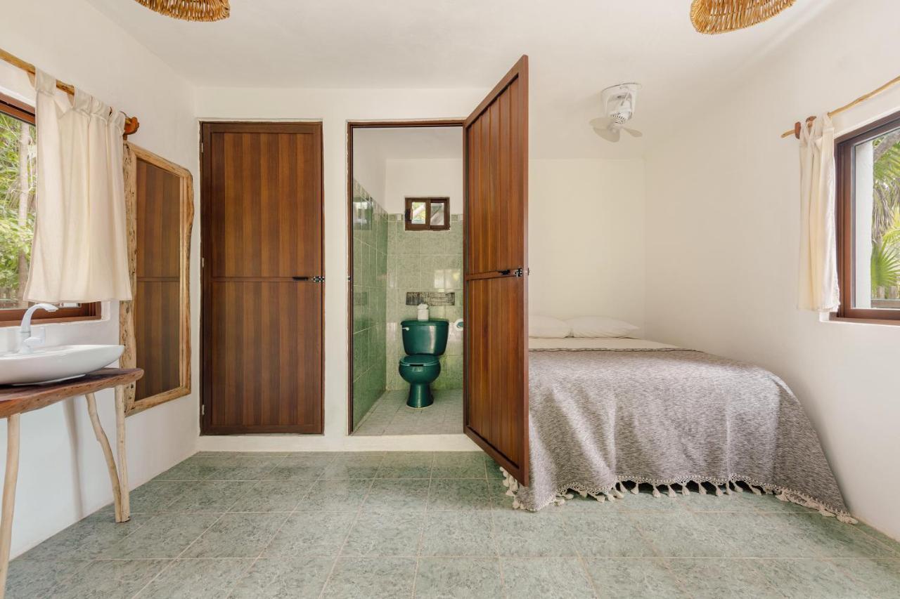 Yaxchen Tulum Cabanas & Cenote Bagian luar foto