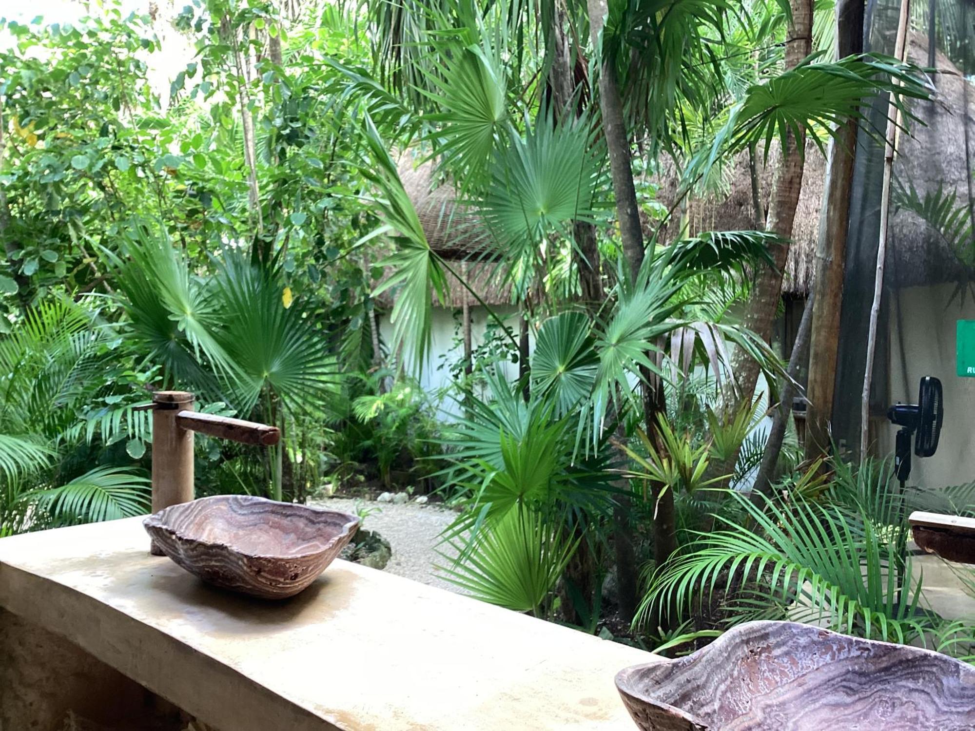 Yaxchen Tulum Cabanas & Cenote Bagian luar foto